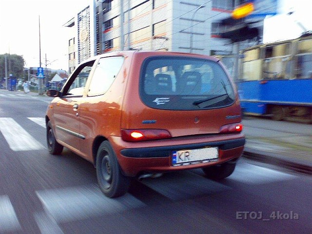 wujorprokoos2vr8.jpg